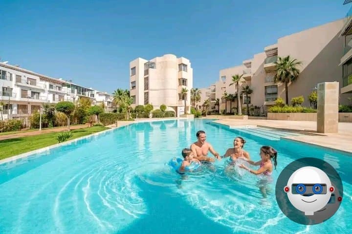 Studio en location vacances à Mohammedia — Best studio vue piscine et front beach