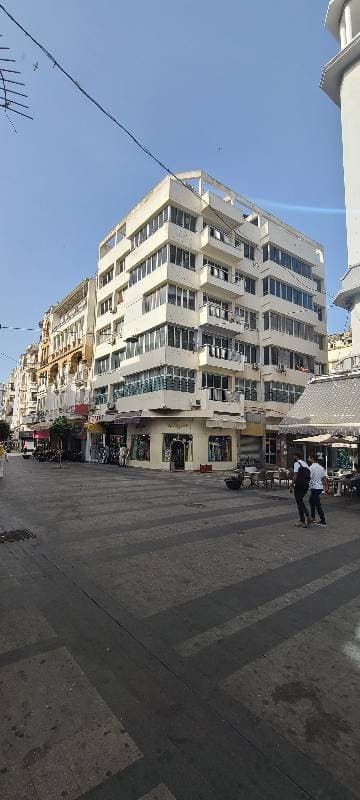 Bureau à vendre à Casablanca, Sidi Belyout — URGENT — BUREAU 112 M² HYPER-CENTRE CASABLANCA — RENDEMENT LOCATIF 15,6%, PRIX FERME 999.999 DH, VENTE DIRECTE SANS AGENCE